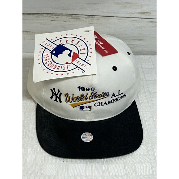 Twins Ent. Accessories Nwt Vintage New York Yankees 996 World